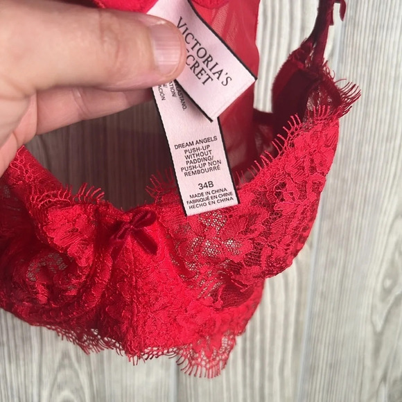 Victoria’s Secret Red Lace Dream Angels Push Up Without Padding 34 B - Picture 4 of 5